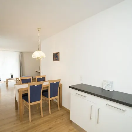 Kesch Chesa Quadrella * 蓬特雷西纳